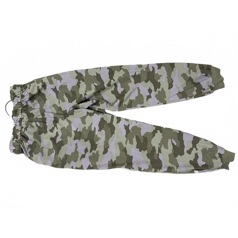 Lululemon joggers camo great condition size 8